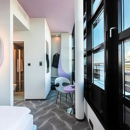 Prize By Radisson, רוסטוק